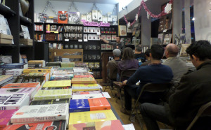 Gary Vaynerchuk speaks more at Book Soup bookstore